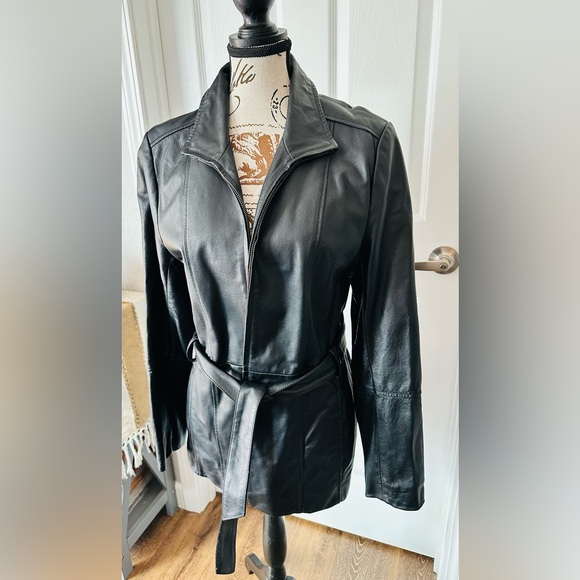 Women's Black Leather Belted Jacket - Picture 2 of 4
